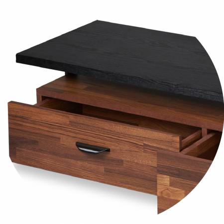 伸縮式引き出しが2つあります。